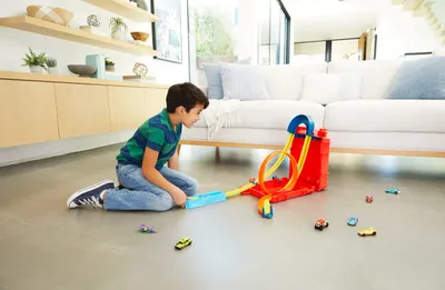 Fuel Can Stunt Box - Bilbana i bensindunk - Hot Wheels