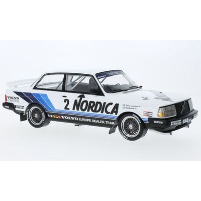 Volvo 240 Turbo - #2 Granberg / Lindström 1986 - Ixo - 1:18