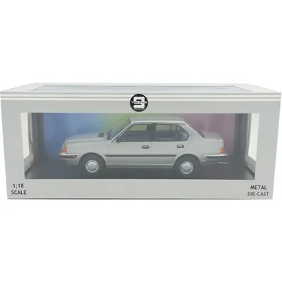 1987 Volvo 360 GLT - Silver - Triple9 Collection - 1:18