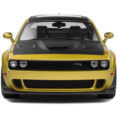 SKADAD FÖRPACKNING-Dodge Challenger R/T Scat Pack-2020-Guld-Solido-1:18