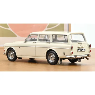 Volvo Amazon 121 Herrgårdsvagn - 1968 - Vit - Norev - 1:18