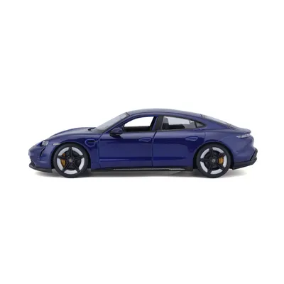 Porsche Taycan Turbo S - Blå - Bburago - 1:24