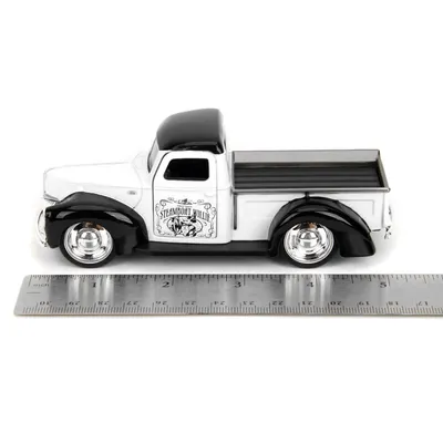 1941 Ford Pickup - Mickey Mouse Steamboat Willie - Jada Toys - 1:32