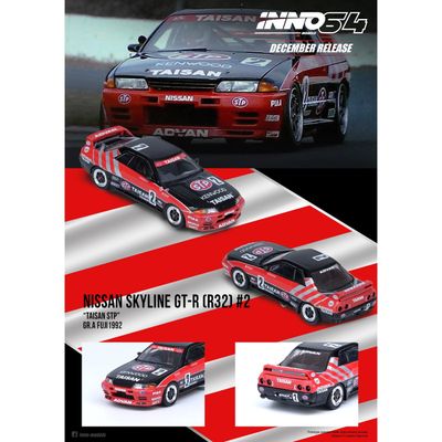 Nissan Skyline GT-R (R32) #2 STP - Svart/Röd - Inno64 - 1:64