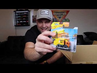 Speed Bump - HW Art Cars - Hot Wheels