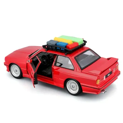 1988 BMW M3 (E30) med takkorg och bagage - Röd - Bburago - 1:24