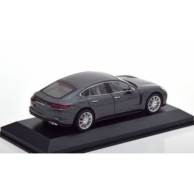 Porsche Panamera Turbo Facelift - 2016 - Grå - Herpa - 1:43