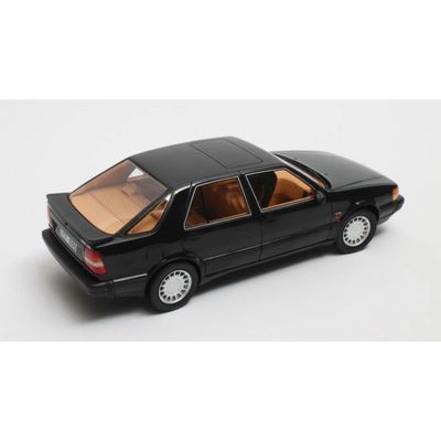 Saab 9000 Turbo - 1984 - Svart - Cult Scale Models - 1:18