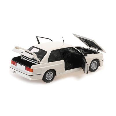 BMW M3 (E30) - 1987 - Vit - Minichamps - 1:18