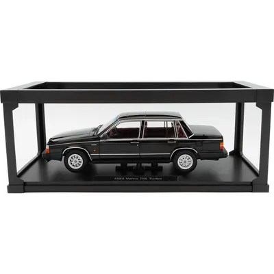 Volvo 760 Turbo - 1985 - Sort - Triple9 Collection - 1:18