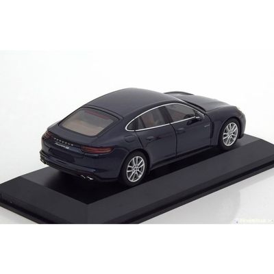 Porsche Panamera 4S Diesel - 2016 - Blå - Herpa - 1:43