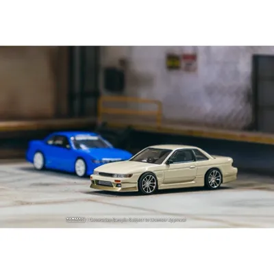 VERTEX Nissan Silvia S13 - Vit / Guld - Tarmac Works - 1:64