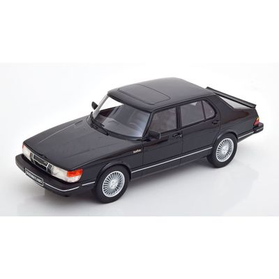 Saab 900 Turbo 1983 - Svart - Cult Scale Models - 1:18