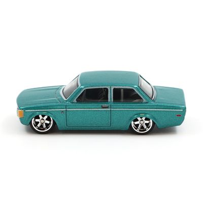 Fynd - '73 Volvo 142 GL - Car Culture: AutoStrasse - Hot Wheels