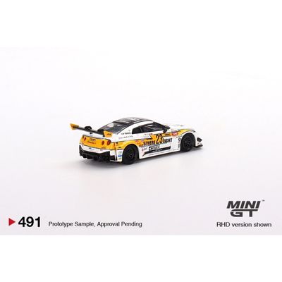 LB-Silhouette WORKS GT NISSAN 35GT-RR - 491 - Mini GT - 1:64