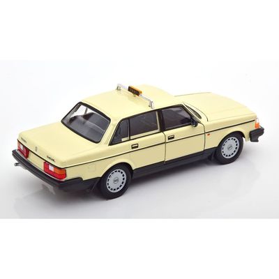 Volvo 240 GL taxi - Modellbil från Welly - 1:24