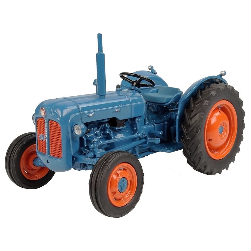 Fordson Dexta - 1958 - Universal Hobbies - 1:32