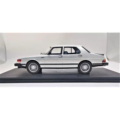 Saab 900 Turbo 1983 - Silver - Cult Scale Models - 1:18