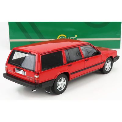 Volvo 740 Turbo Estate 1988 - Röd - 1:18 - Cult Models