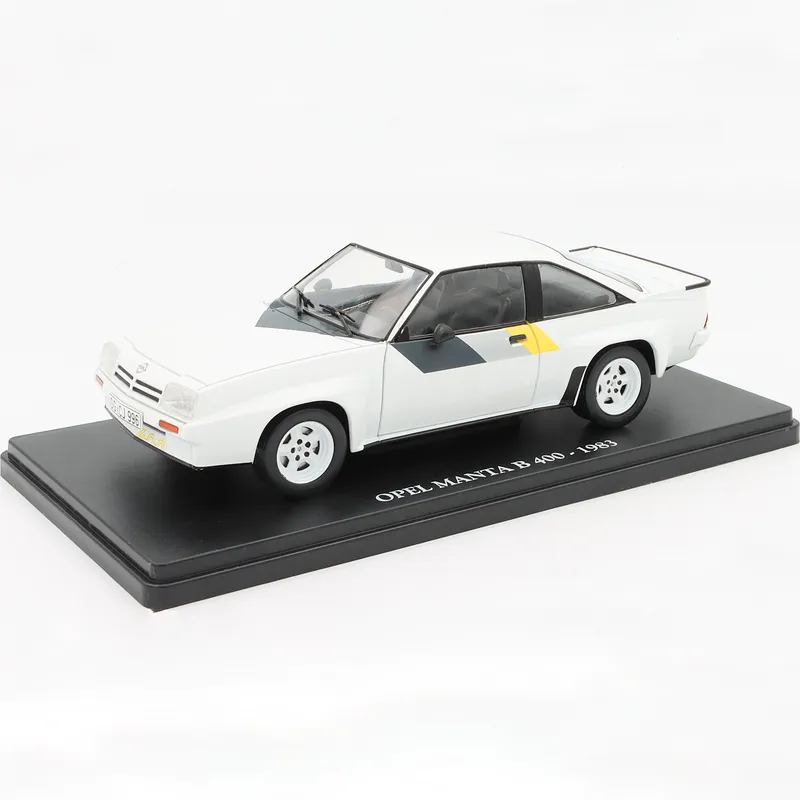 Opel Manta B 400 - 1983 - SKADAD VITRIN - 1:24