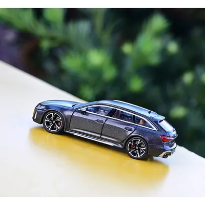 Audi RS 6 Avant (C8) 2021 - Svartgrå - CM-Model - 1:64