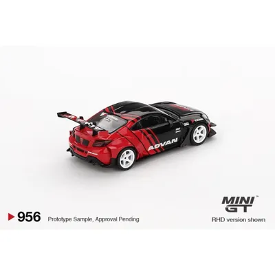 Toyota GR86 HKS Type R Advan - 2022 Tokyo - Mini GT - 1:64
