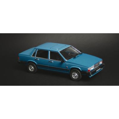 Volvo 760 GLE - Byggsats 3623 - Italeri - 1:24