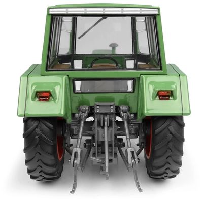 Fendt Farmer 108 LS 2WD - Universal Hobbies - 1:32