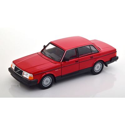 Volvo 240 GL röd modellbil från Welly 1:24