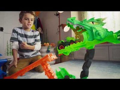 Dragon Demolition - Monster Trucks - Track - Hot Wheels