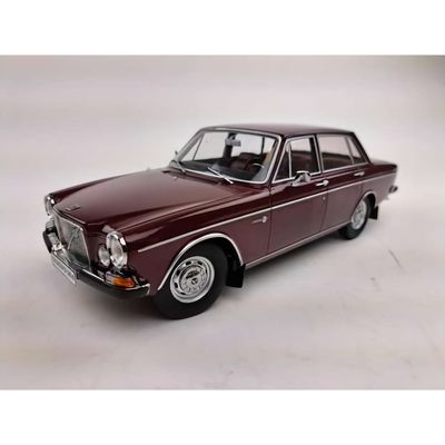 1970 Volvo 164 - Röd - Triple9 - 1:18