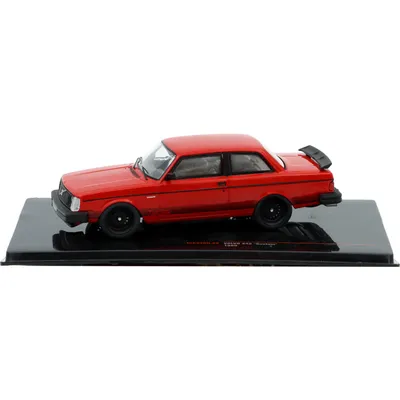 Volvo 242 - Custom - Turbo - 1980 - Röd - Ixo Models - 1:43