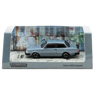 Volvo 242 Custom - Grå - Tarmac Works - 1:64
