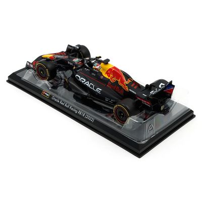 F1 - Red Bull - RB18 - Sergio Perez #11 - Bburago - 1:24