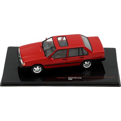 Volvo 940 Turbo 1990 - Röd - Ixo Models - 1:43