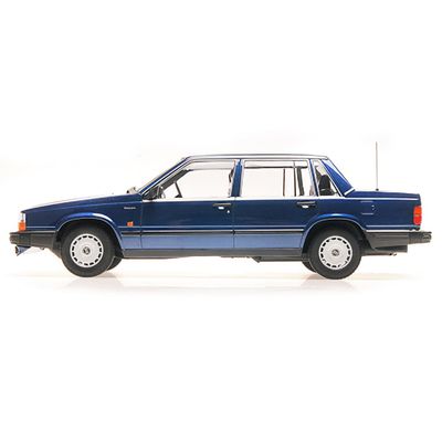 Volvo 740 GL - 1986 - Blå - Minichamps - 1:18