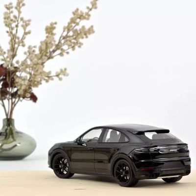 Porsche Cayenne S Coupé - 2019 - Svart - Norev - 1:18