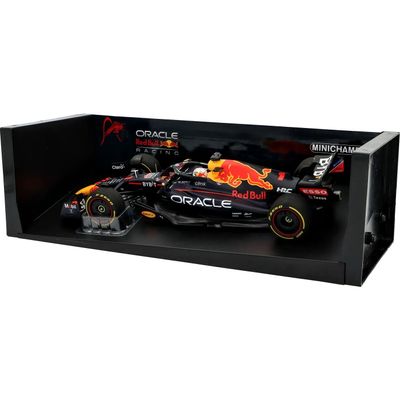 Red Bull - RB18 - Max Verstappen #1 - Minichamps - 1:18