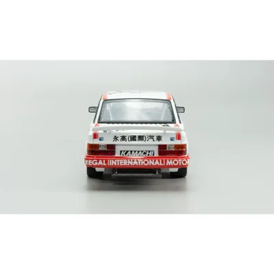 Volvo 240 Turbo '86 Macau - Byggmodell - Beemax - 1:24