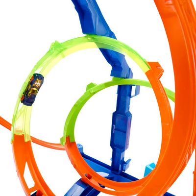 Corkscrew Twist Kit - Track - Hot Wheels