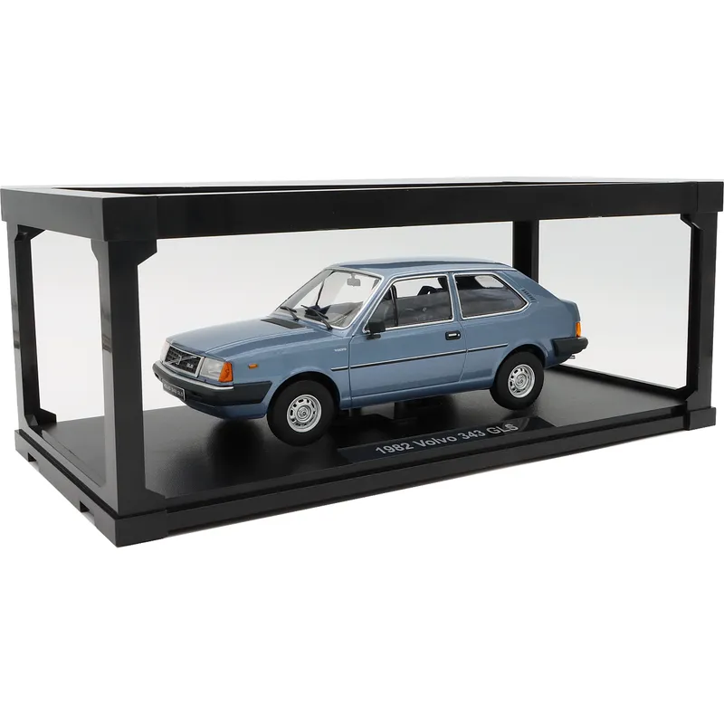 Volvo 343 GLS - Blå - 1982 - Triple9 Collection - 1:18