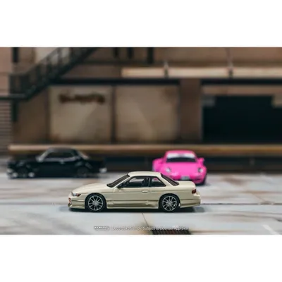 VERTEX Nissan Silvia S13 - Vit / Guld - Tarmac Works - 1:64