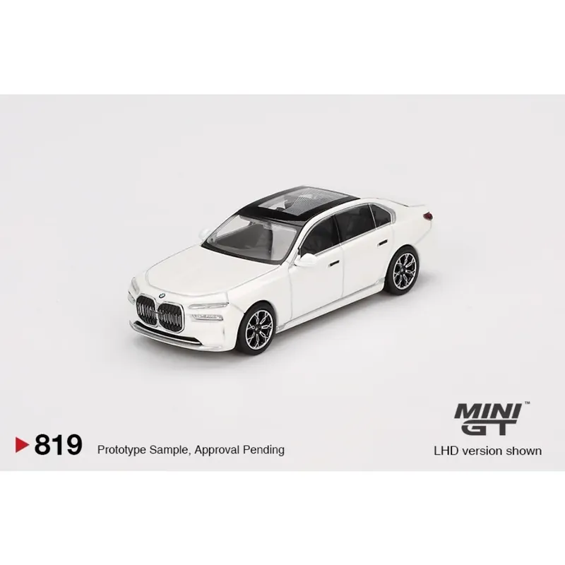BMW i7 xDrive60 - Vit - 819 - Mini GT - 1:64