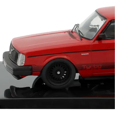 Volvo 242 - Custom - Turbo - 1980 - Röd - Ixo Models - 1:43