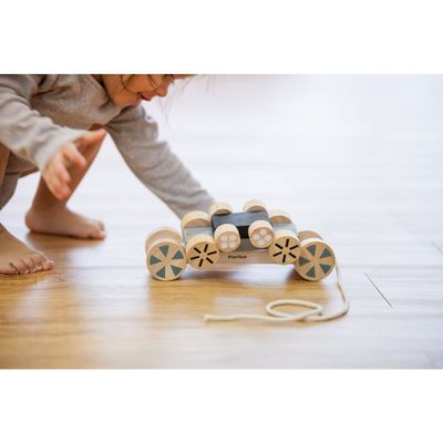 Dragleksak- PlanToys Stacking Wheels 5705