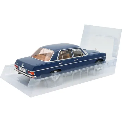 Mercedes-Benz 220 D (W115) - Blå - Modelcar Group - 1:18