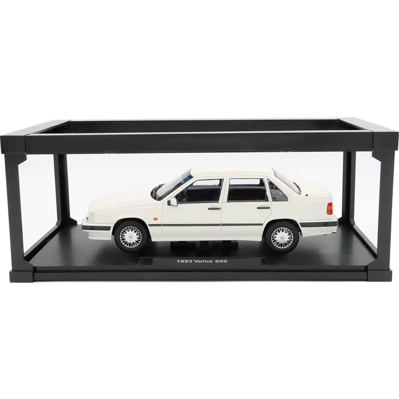 Volvo 850 - 1993 - Hvid - Triple9 Collection - 1:18