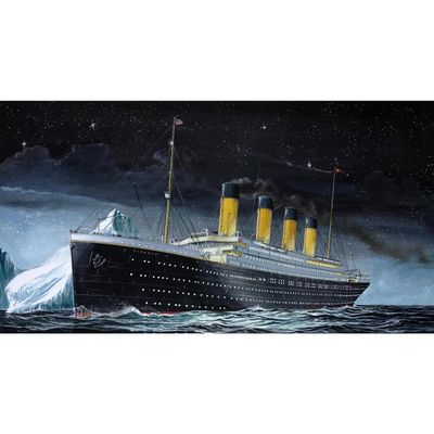 R.M.S. Titanic - Model Set - 65804 - Revell - 1:1200