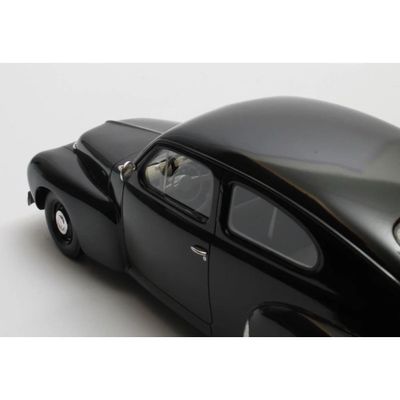 Volvo PV444 - 1952 - Svart - Cult Scale Models - 1:18