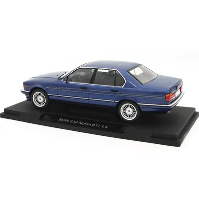 BMW E32 Alpina B11 3.5 - Mörkblå - 1992 - MCG - 1:18